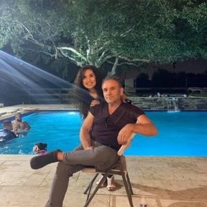 Meet your Posher, Adam